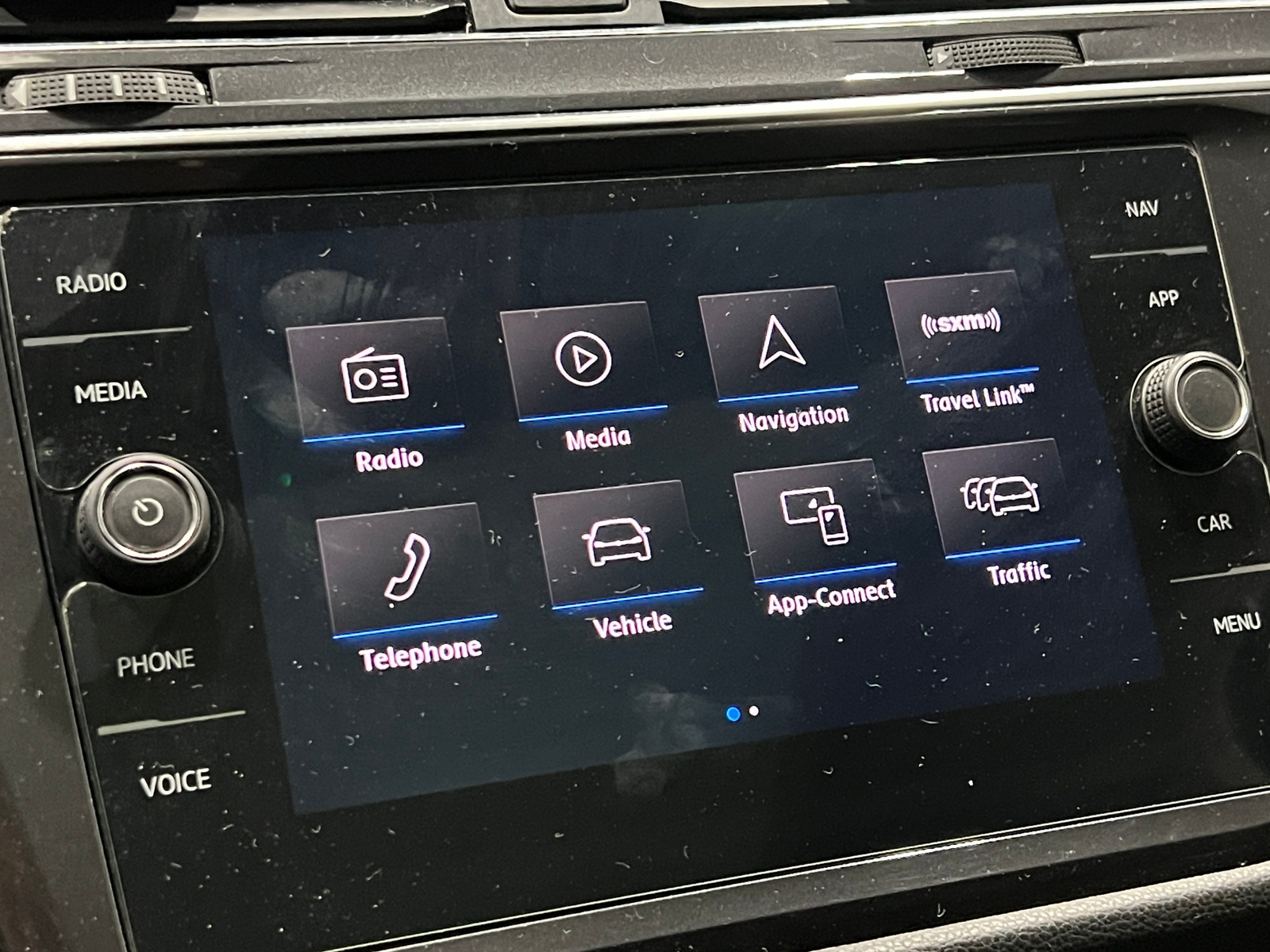 Thumbnail: 2020 Volkswagen Tiguan - 3