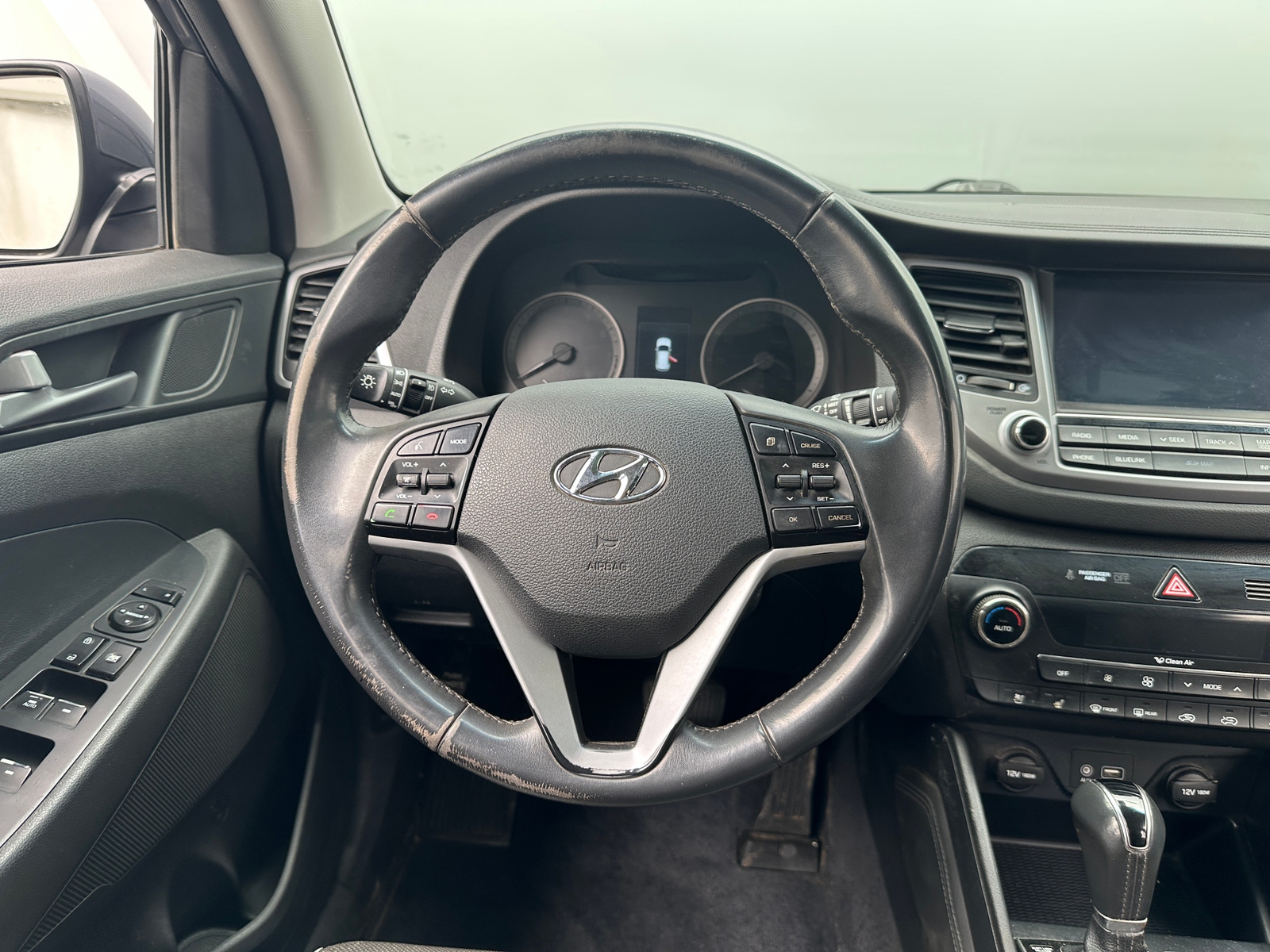 Thumbnail: 2016 Hyundai Tucson - 4