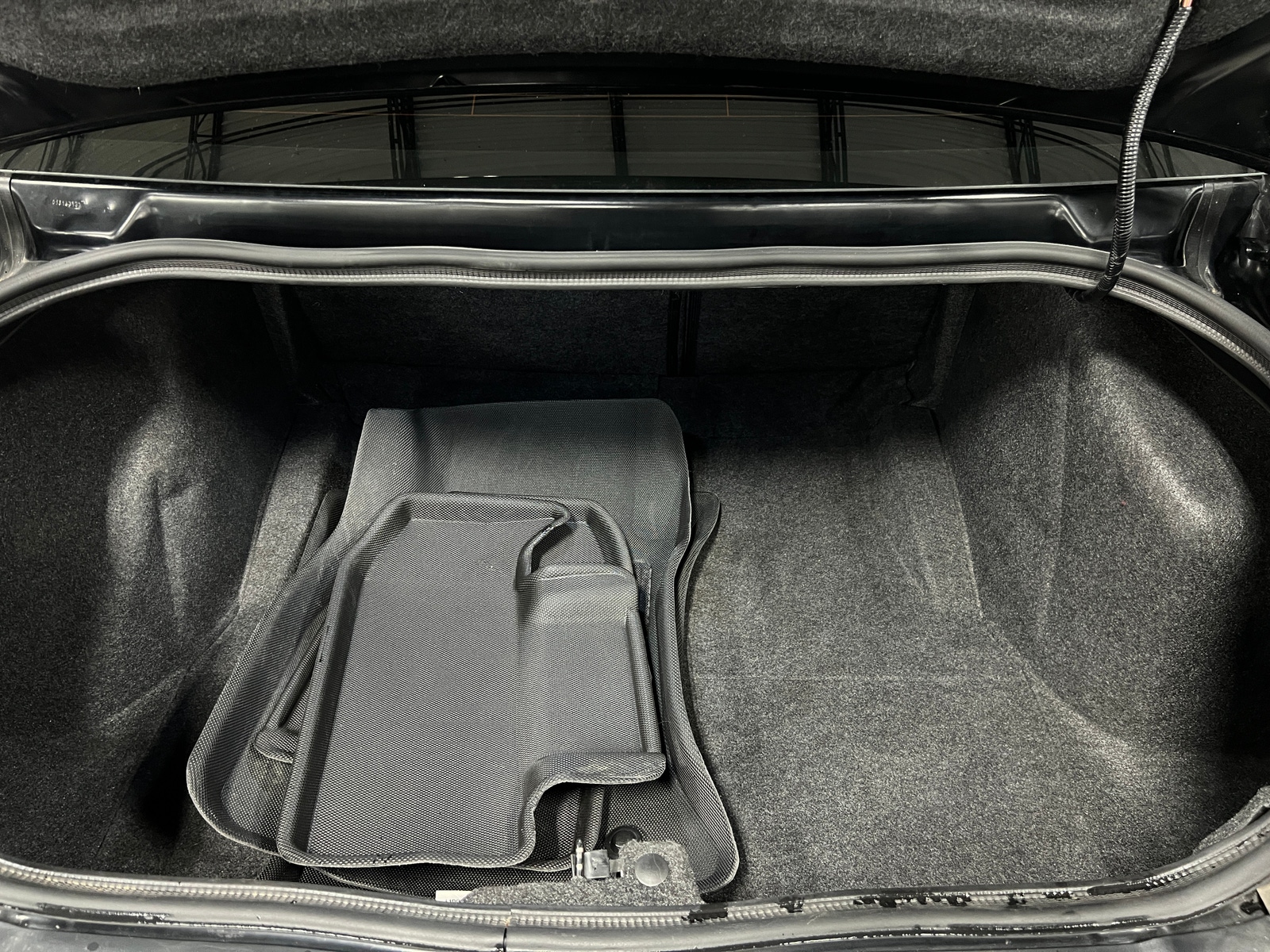 Thumbnail: 2017 Dodge Challenger - 4