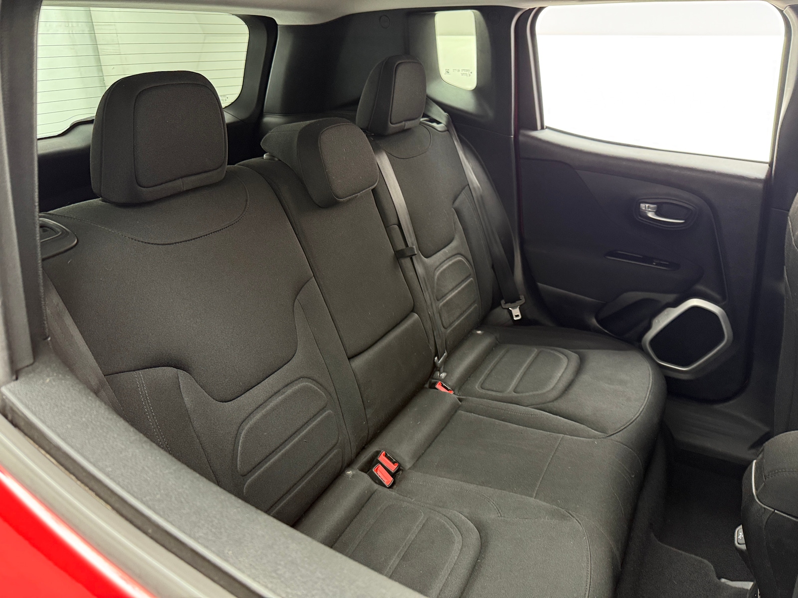 Thumbnail: 2018 Jeep Renegade - 6