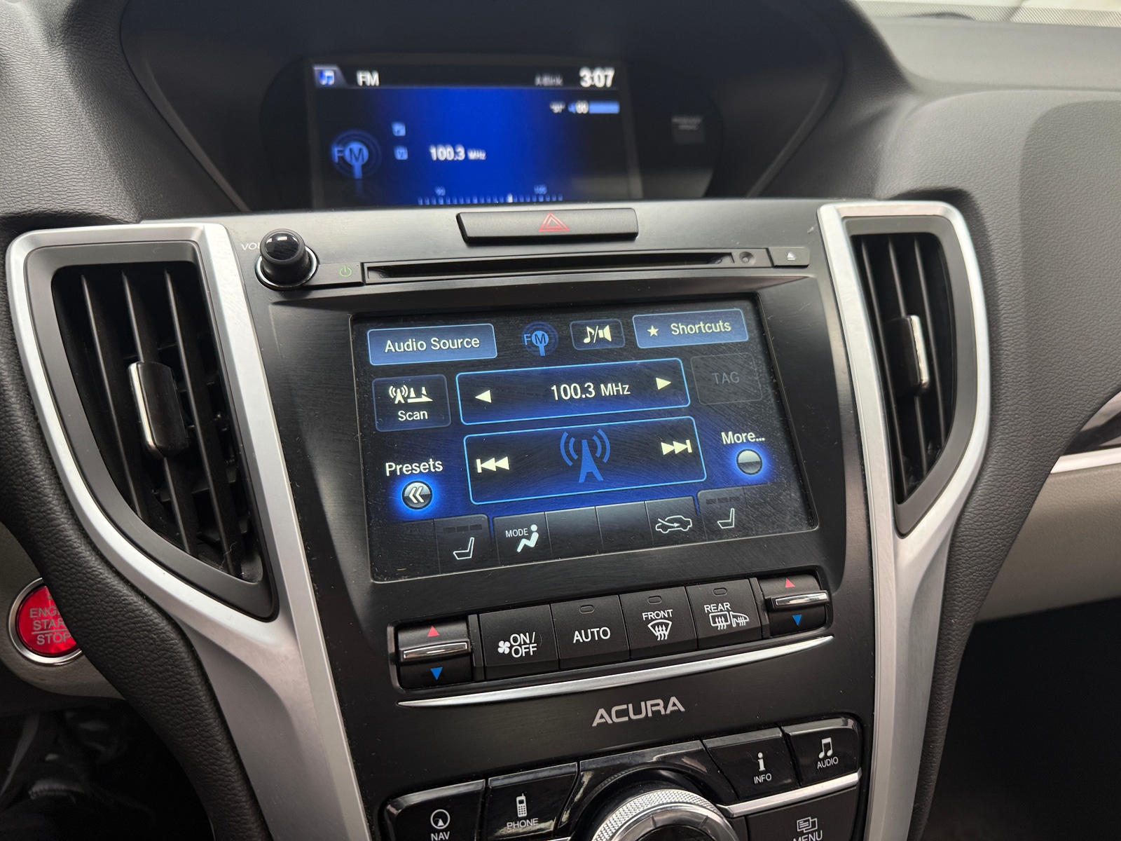 Thumbnail: 2016 Acura TLX - 3