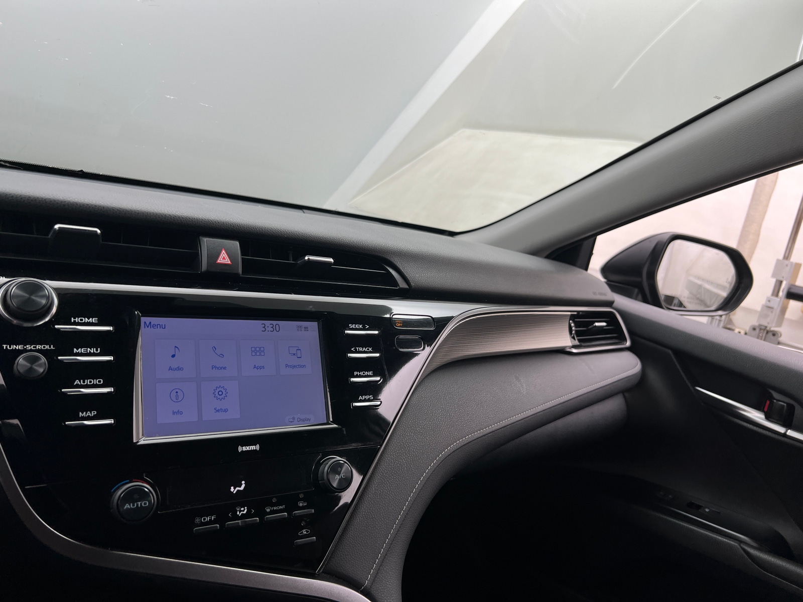 Thumbnail: 2020 Toyota Camry - 3