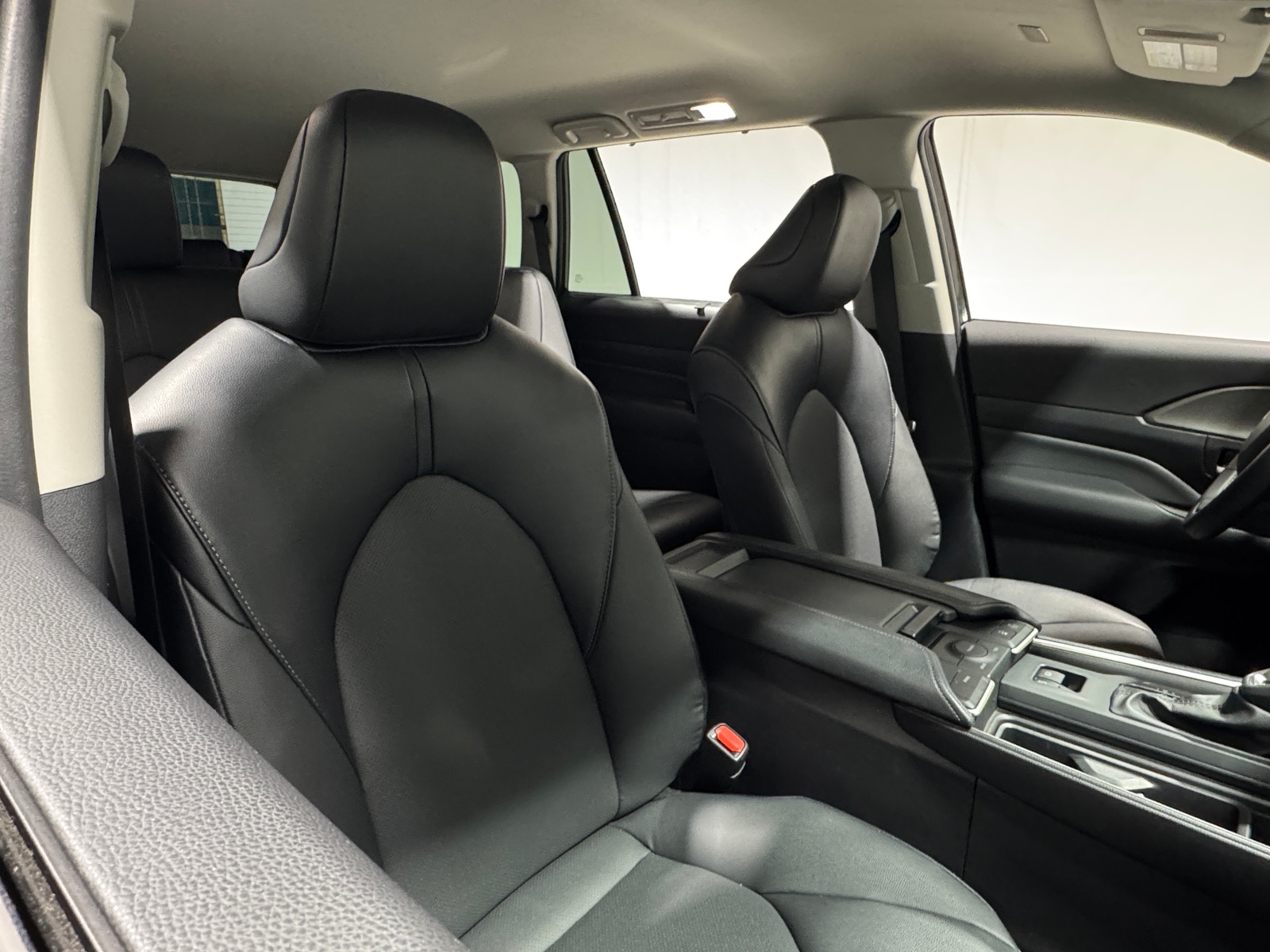 Thumbnail: 2025 Toyota Grand Highlander - 2