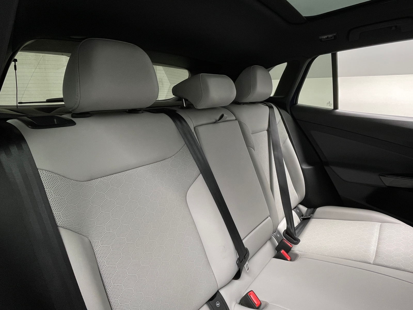 Thumbnail: 2021 Volkswagen ID.4 - 5