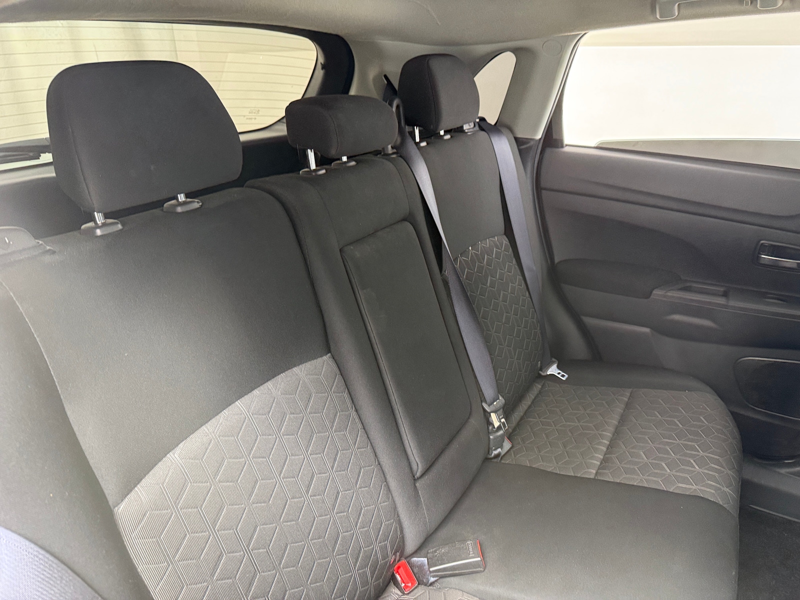 Thumbnail: 2024 Mitsubishi Outlander Sport - 6