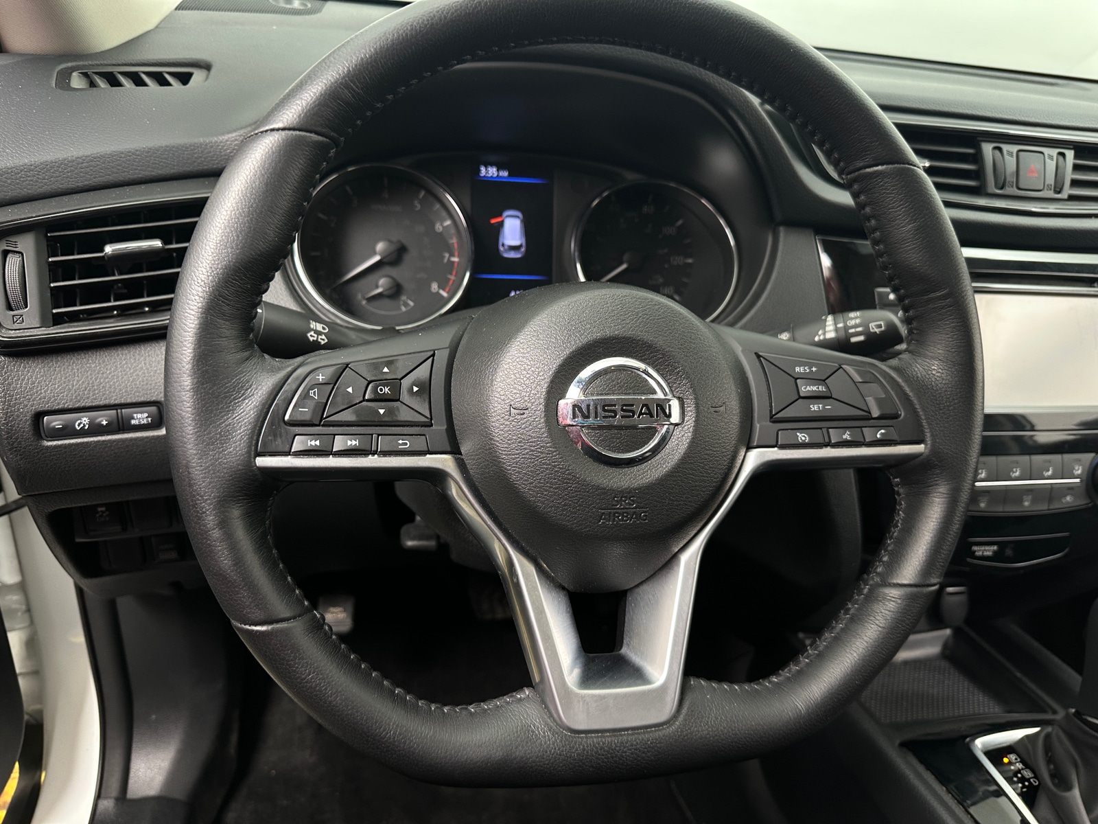 Thumbnail: 2018 Nissan Rogue - 5