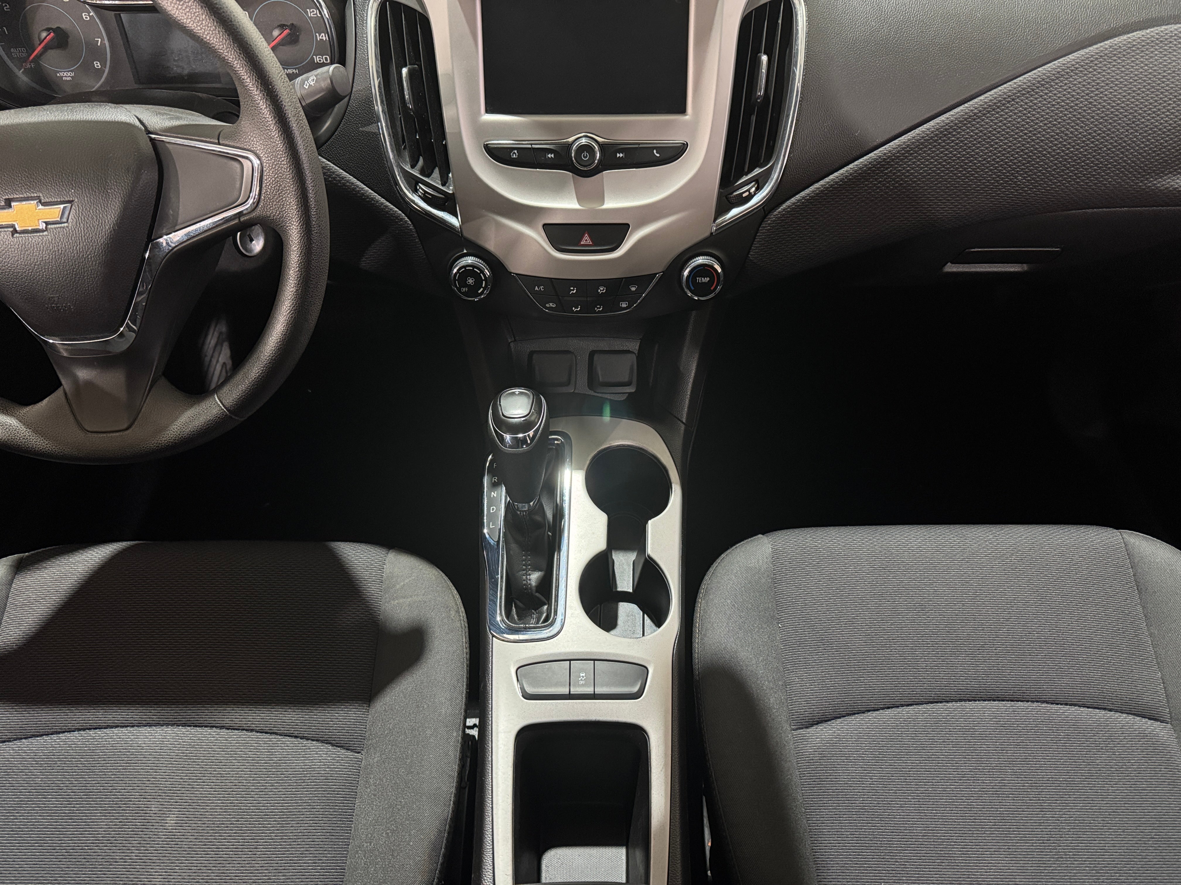 Used 2017 Chevrolet Cruze LS with VIN 1G1BC5SM8H7115101 for sale in Oak Creek, WI