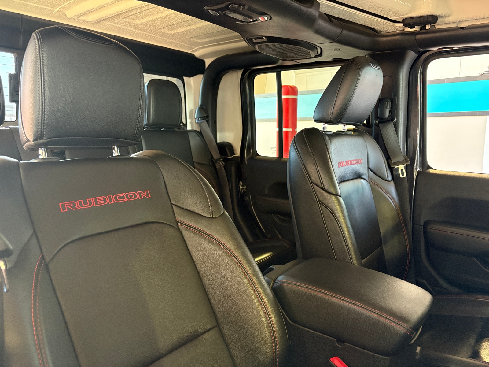 Thumbnail: 2020 Jeep Gladiator - 2