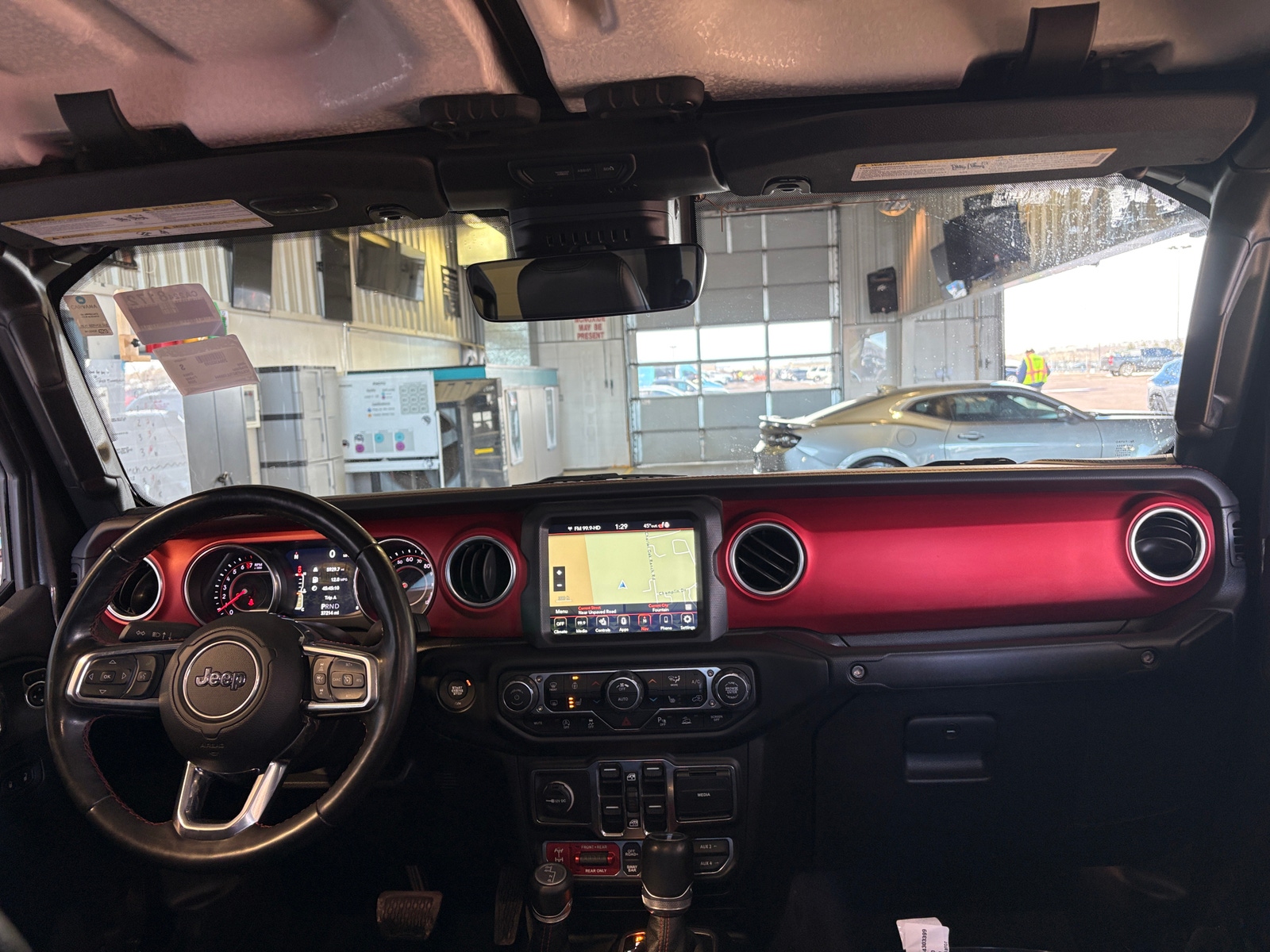 Thumbnail: 2020 Jeep Gladiator - 3