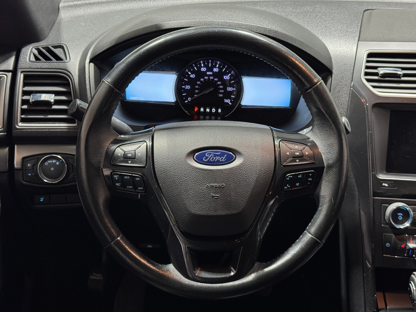 Thumbnail: 2018 Ford Explorer - 4