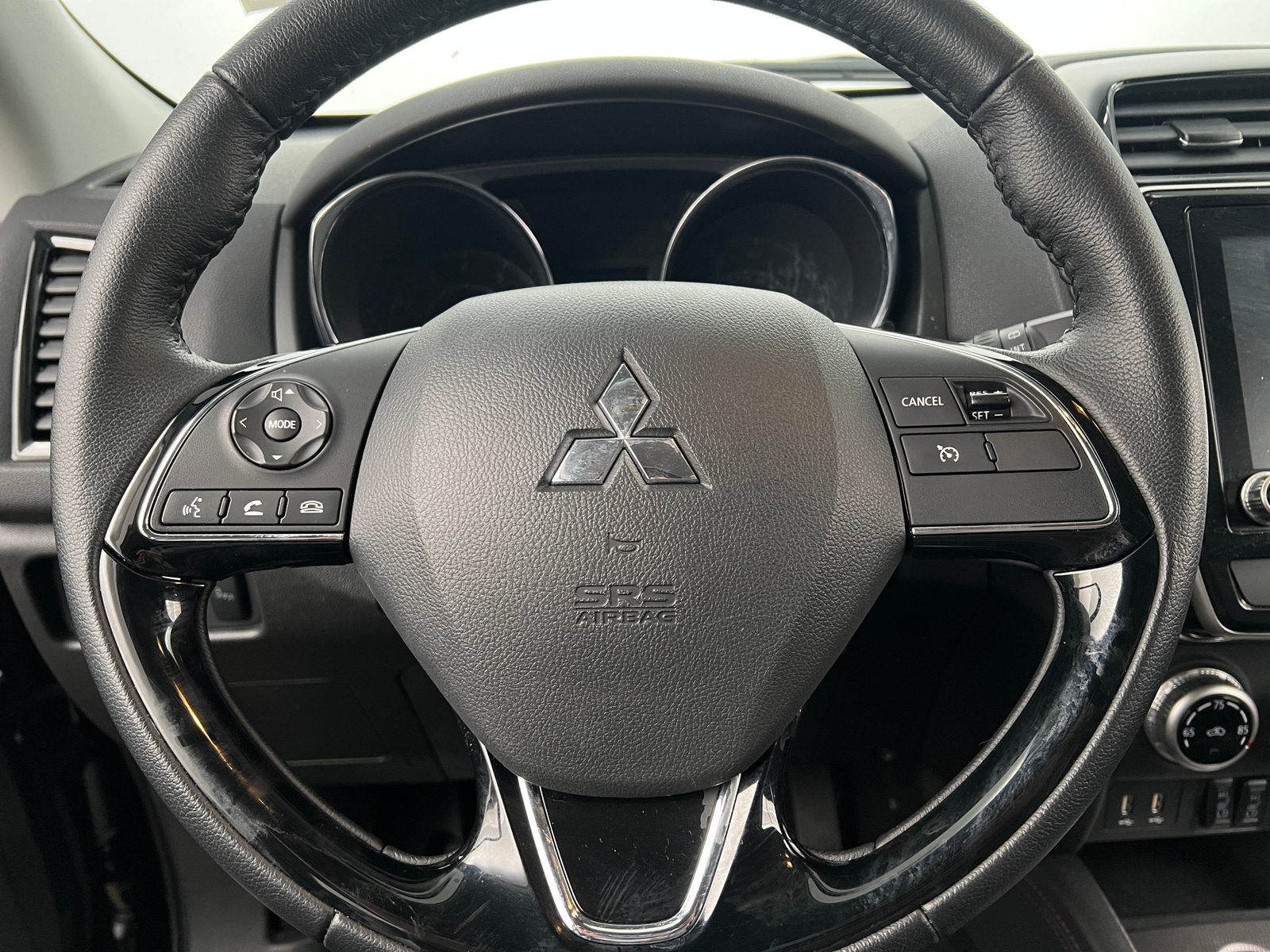 Thumbnail: 2025 Mitsubishi Outlander Sport - 4