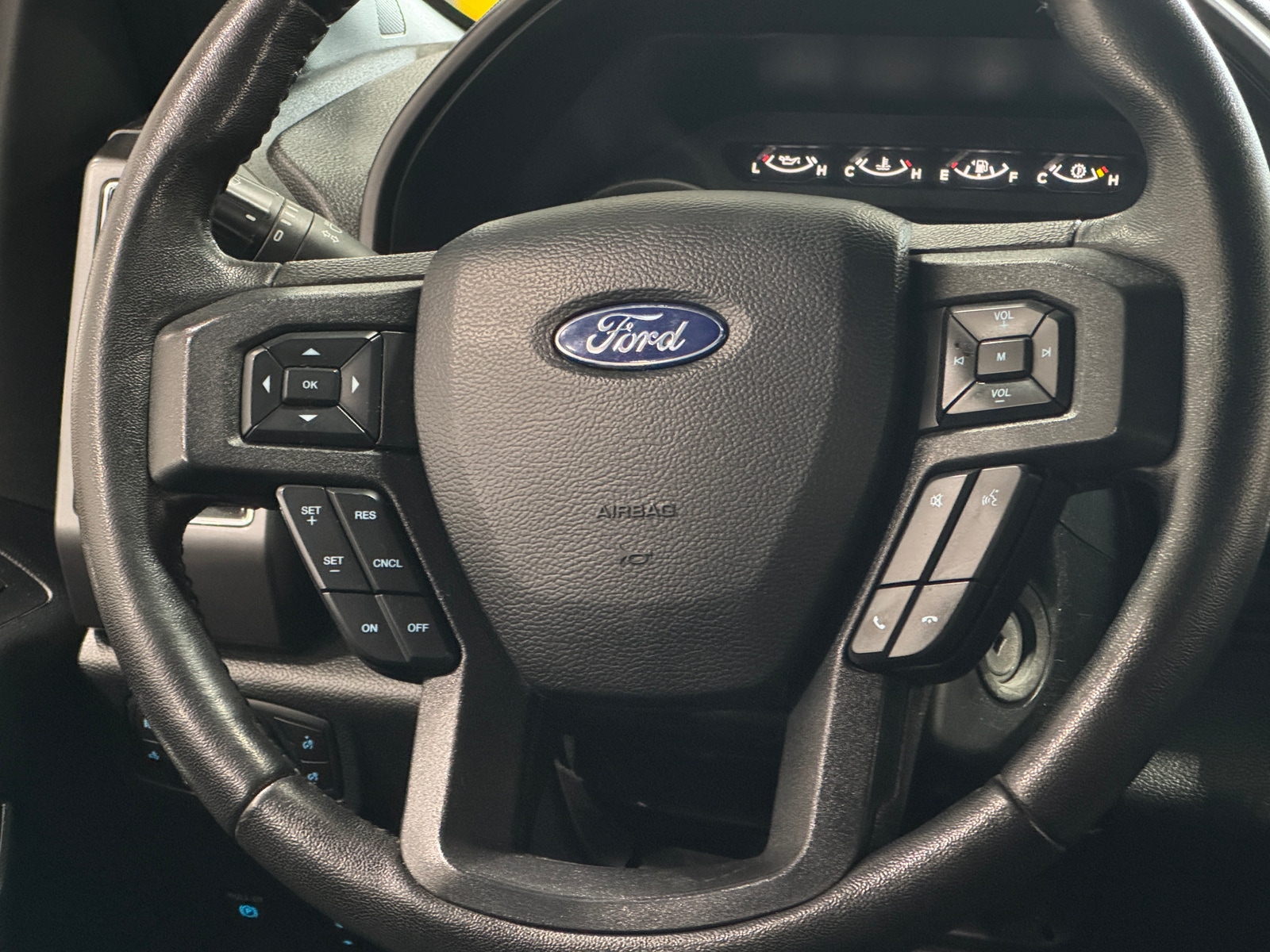 Thumbnail: 2019 Ford Econoline - 5