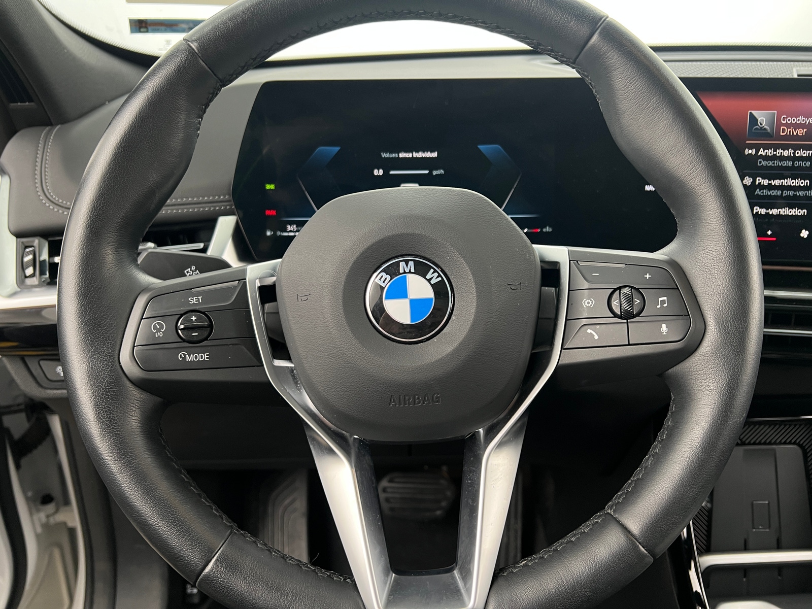 Thumbnail: 2025 BMW X1 - 4