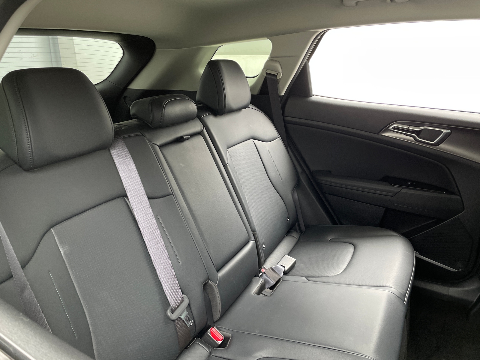 Thumbnail: 2023 Kia Sportage - 5