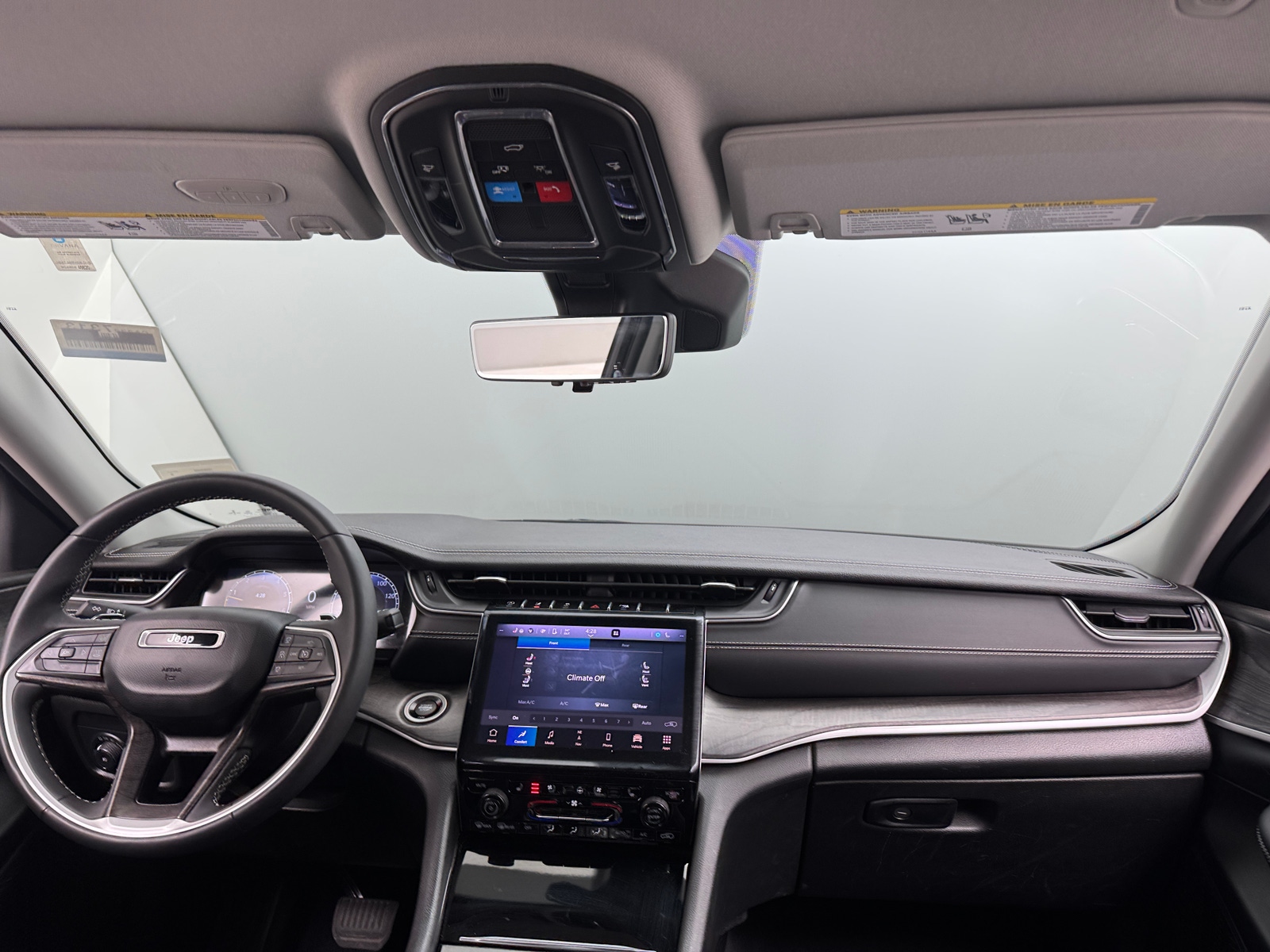 Thumbnail: 2023 Jeep Grand Cherokee L - 2