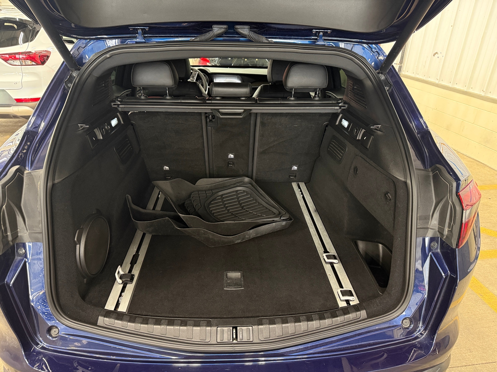 Thumbnail: 2018 Alfa Romeo Stelvio - 6