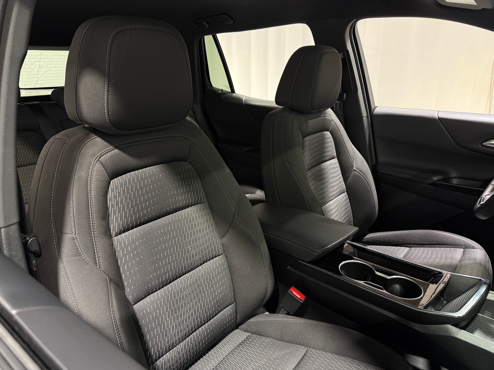 Thumbnail: 2025 Chevrolet Equinox - 2