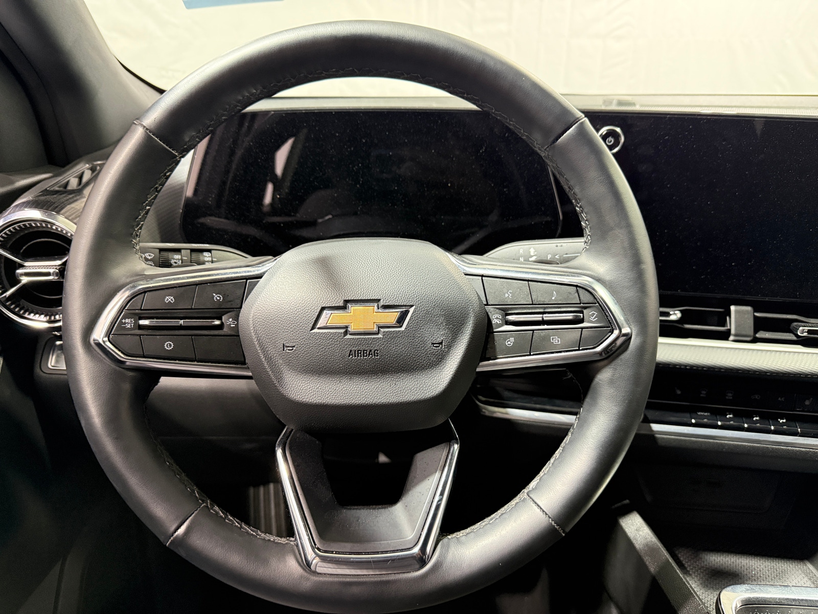 Thumbnail: 2025 Chevrolet Equinox - 5