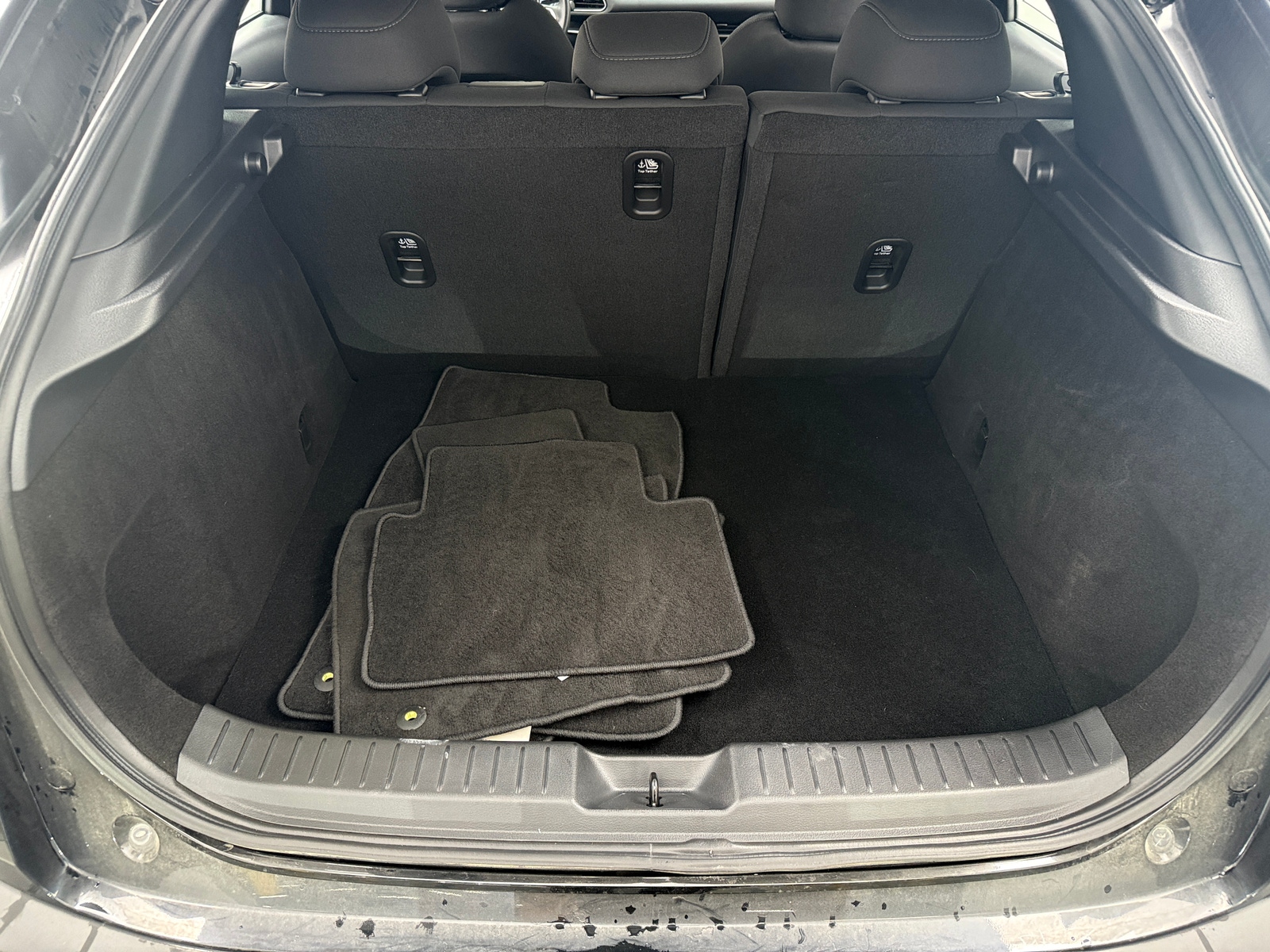 Thumbnail: 2023 Mazda CX-30 - 7