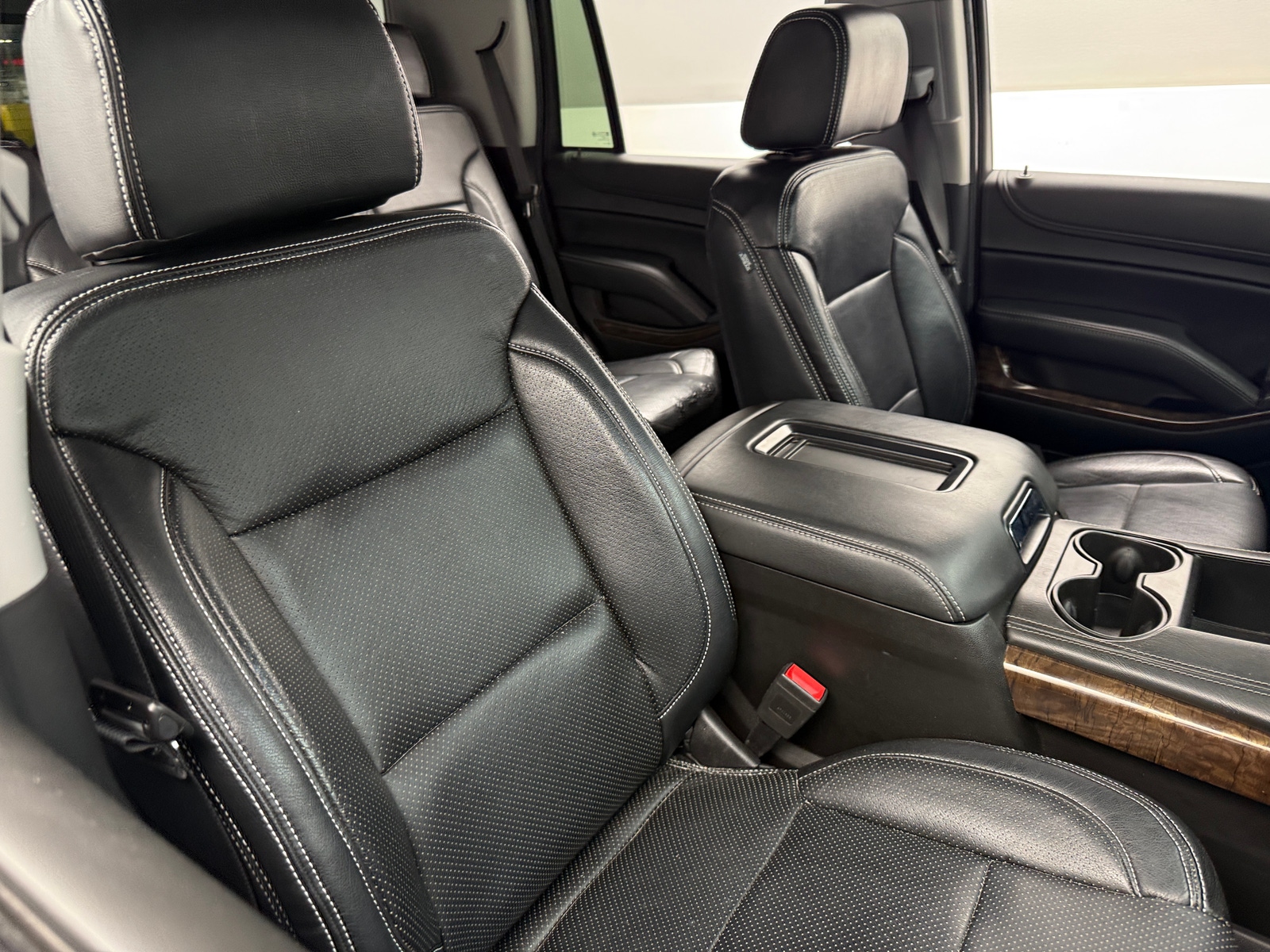 Thumbnail: 2019 Chevrolet Tahoe - 2