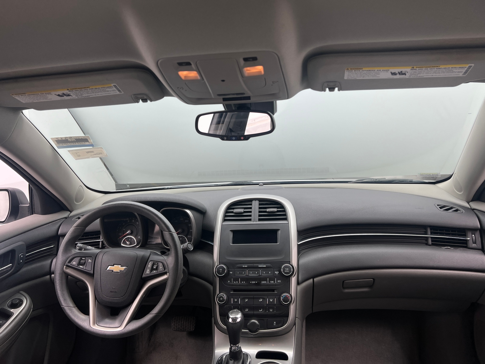 Thumbnail: 2016 Chevrolet Malibu - 3