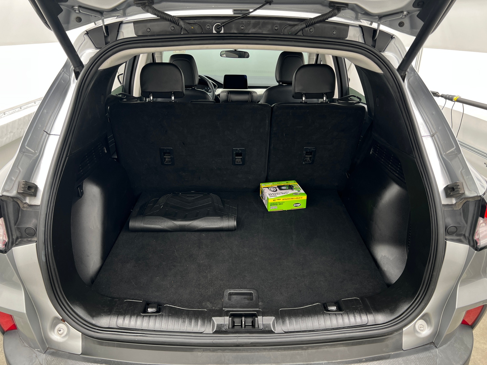 Thumbnail: 2021 Ford Escape - 6