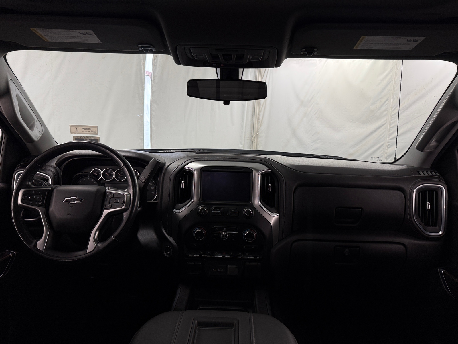 Thumbnail: 2020 Chevrolet Silverado 1500 - 2