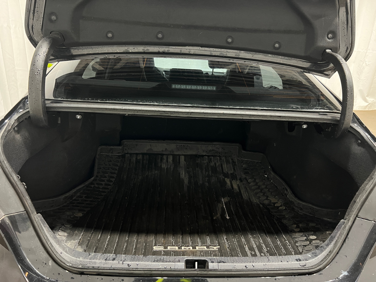 Thumbnail: 2021 Toyota Camry - 7