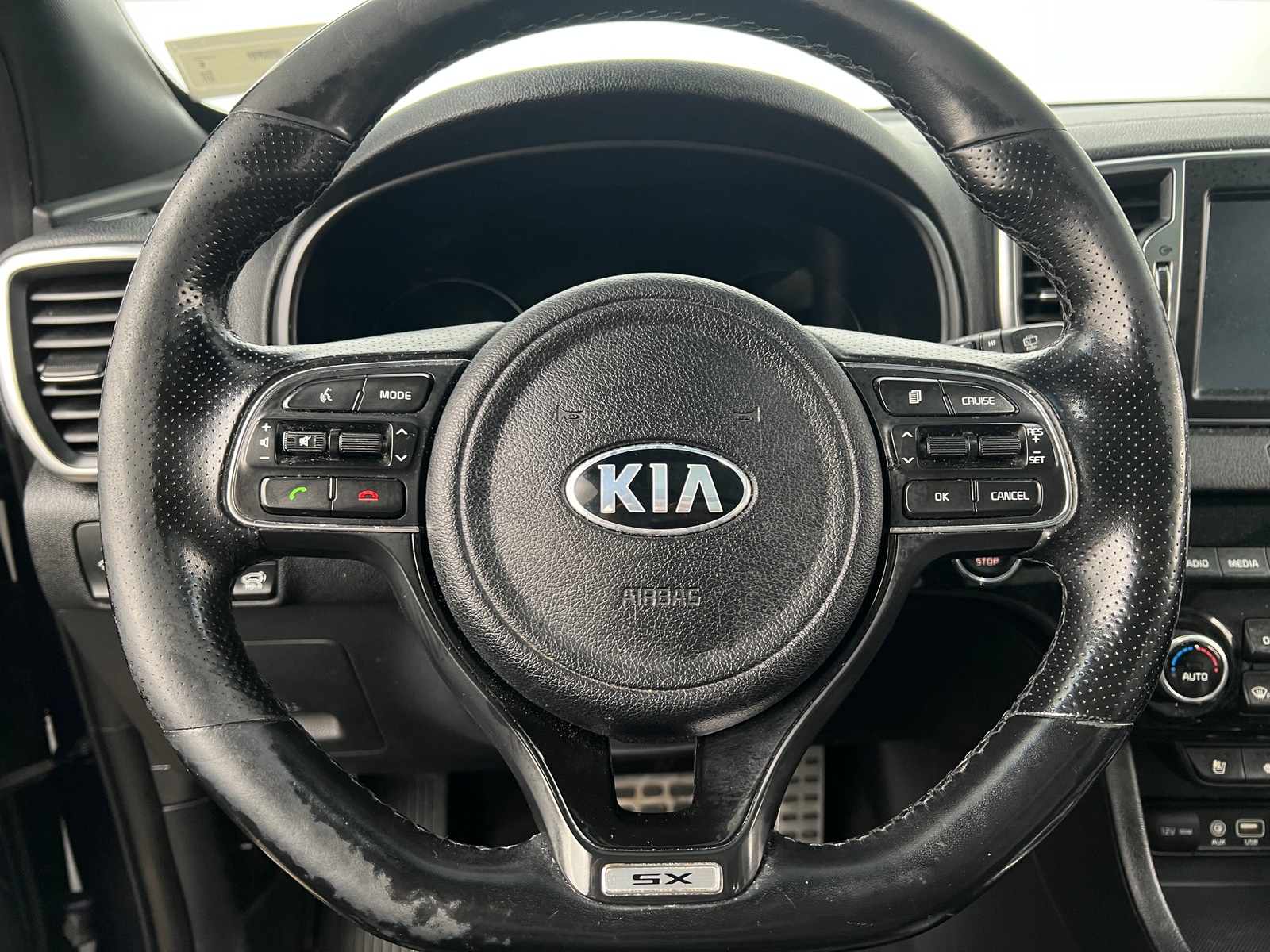 Thumbnail: 2017 Kia Sportage - 4