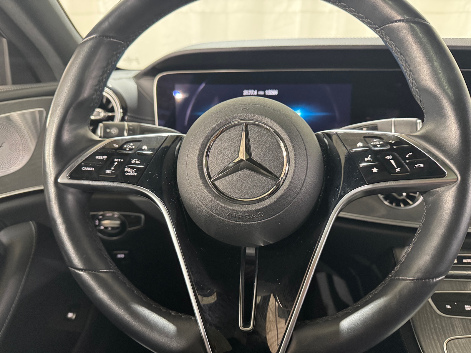 Thumbnail: 2022 Mercedes-Benz CLS - 3