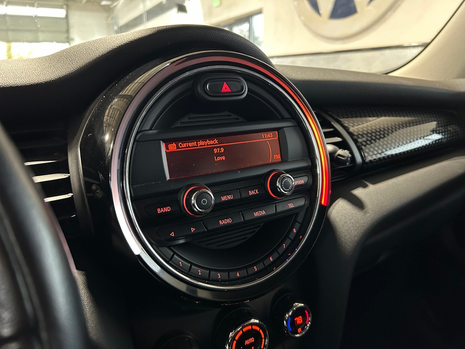 Thumbnail: 2015 MINI Cooper Hardtop - 3