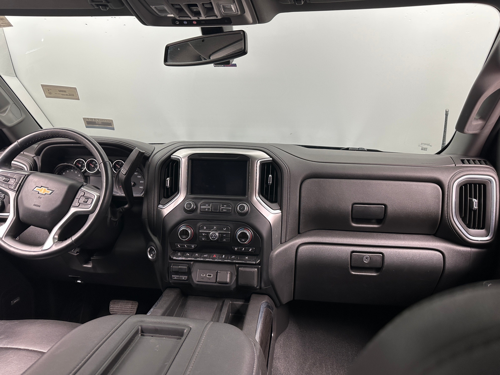 Thumbnail: 2022 Chevrolet Silverado 1500 - 2