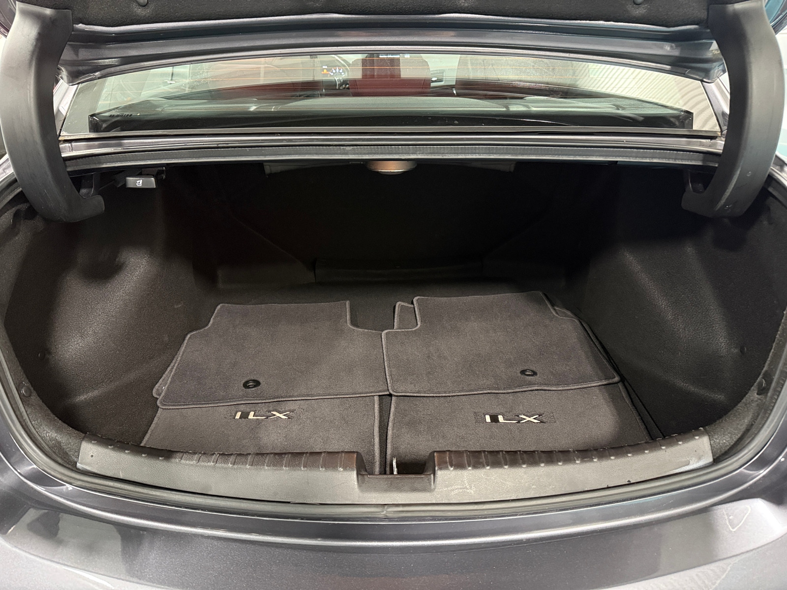 Thumbnail: 2020 Acura ILX - 6