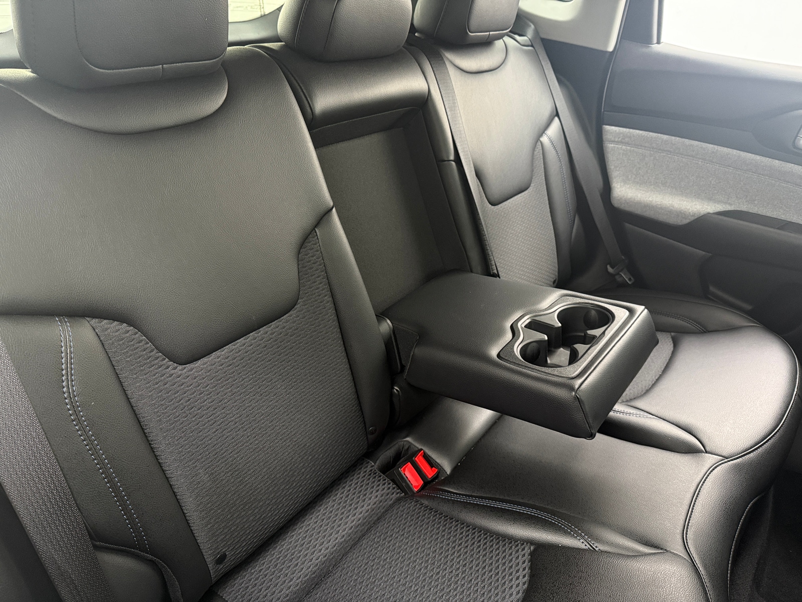 Thumbnail: 2022 Jeep Compass - 6