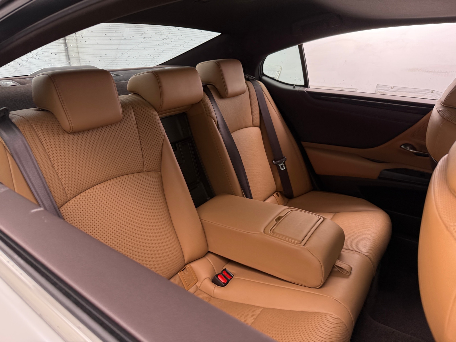 Thumbnail: 2019 Lexus ES - 6