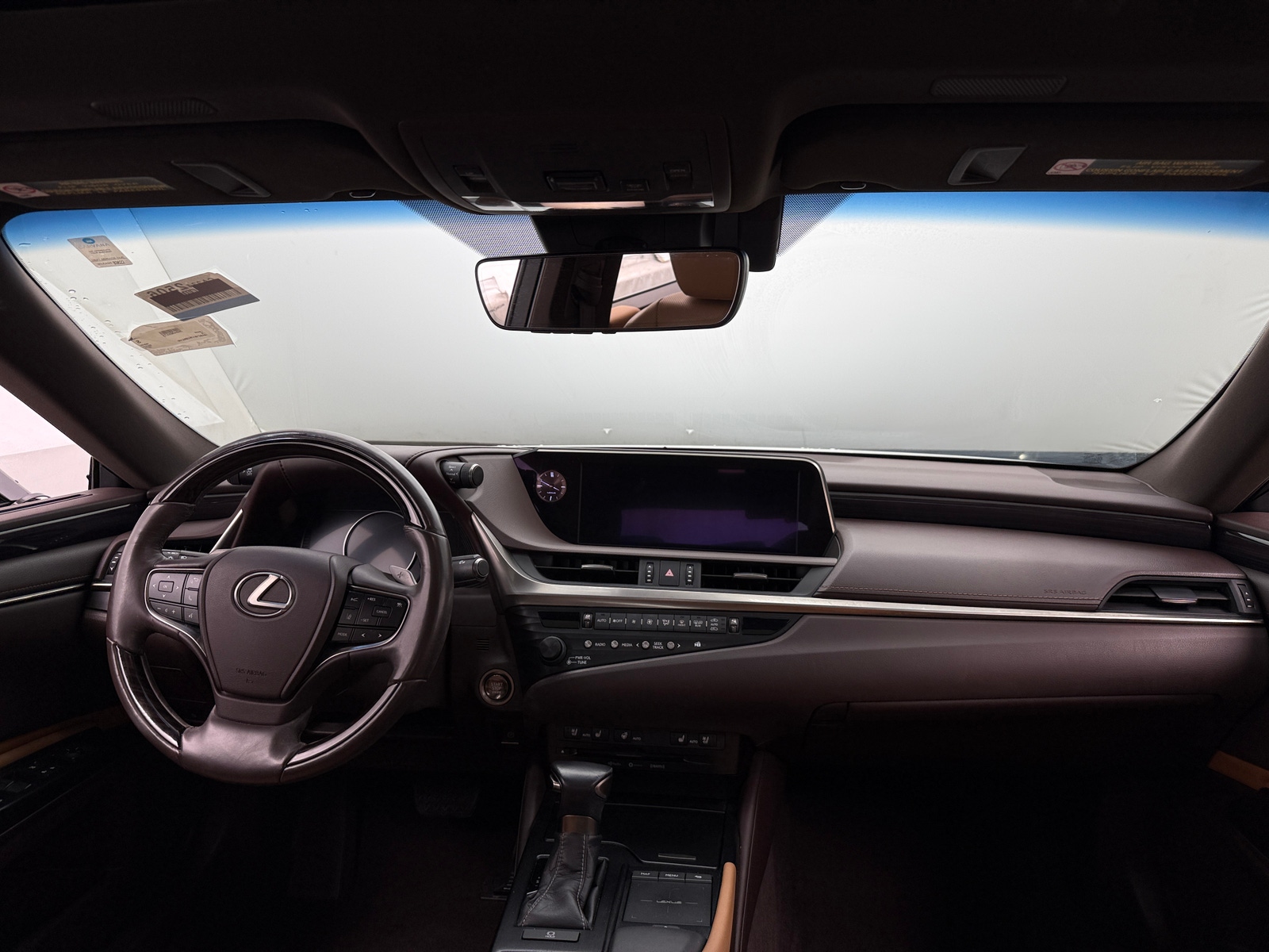 Thumbnail: 2019 Lexus ES - 3