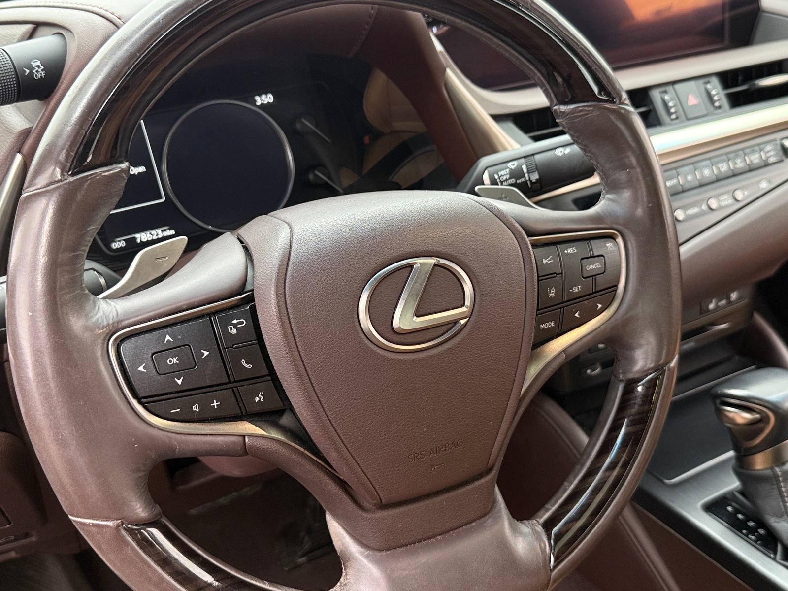 Thumbnail: 2019 Lexus ES - 5