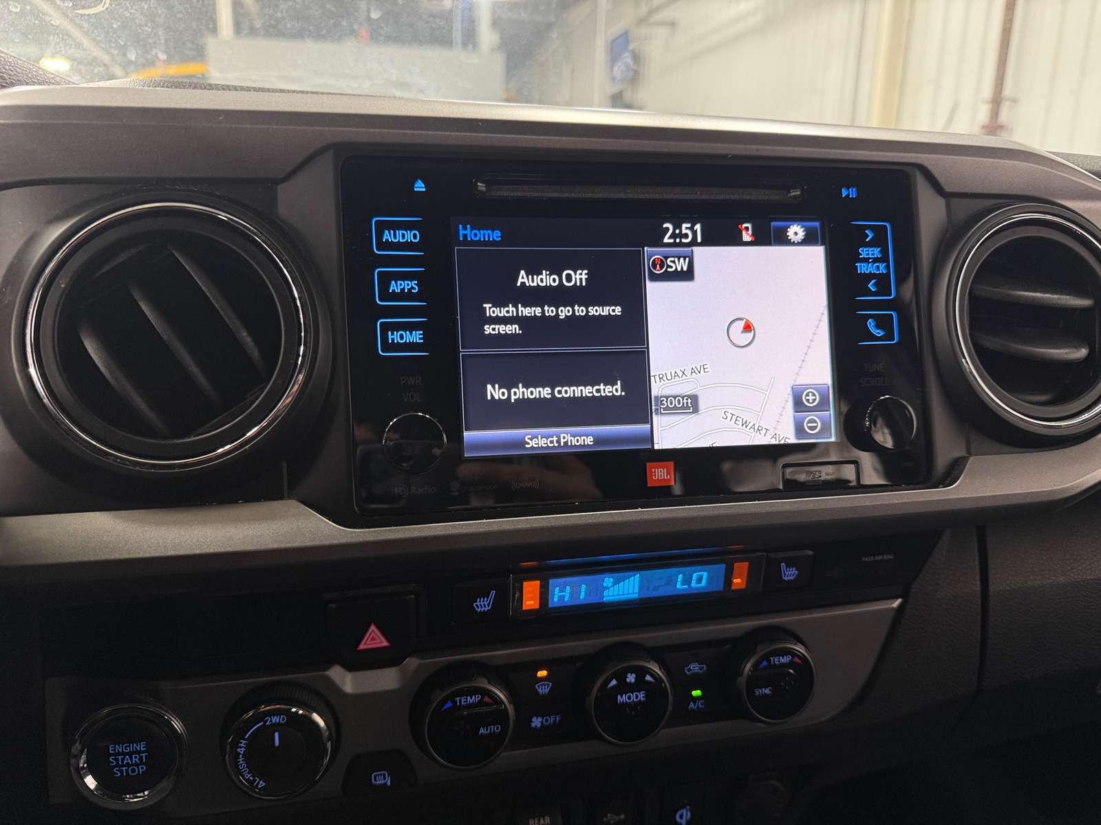 Thumbnail: 2018 Toyota Tacoma - 3