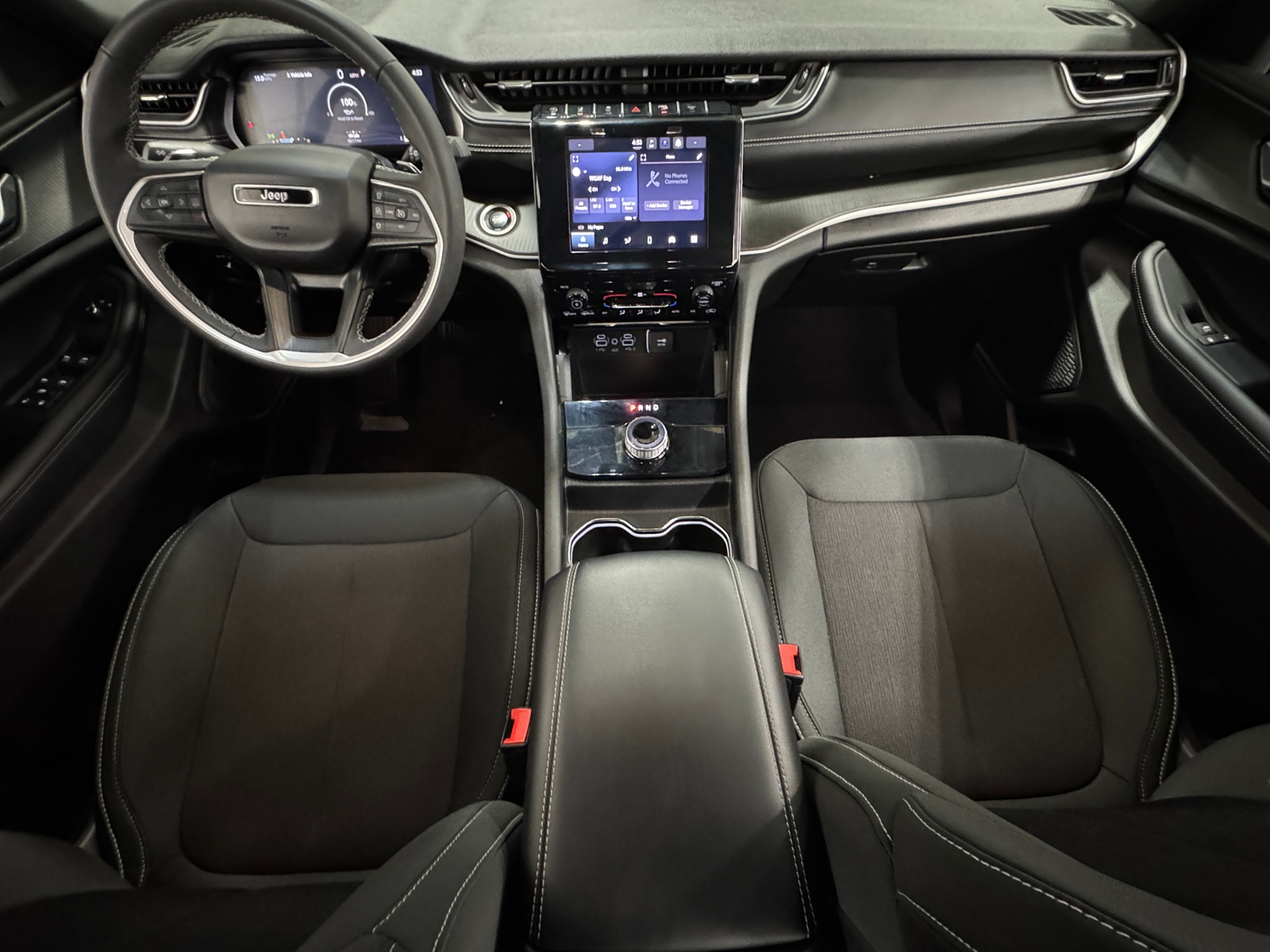 Thumbnail: 2024 Jeep Grand Cherokee L - 3