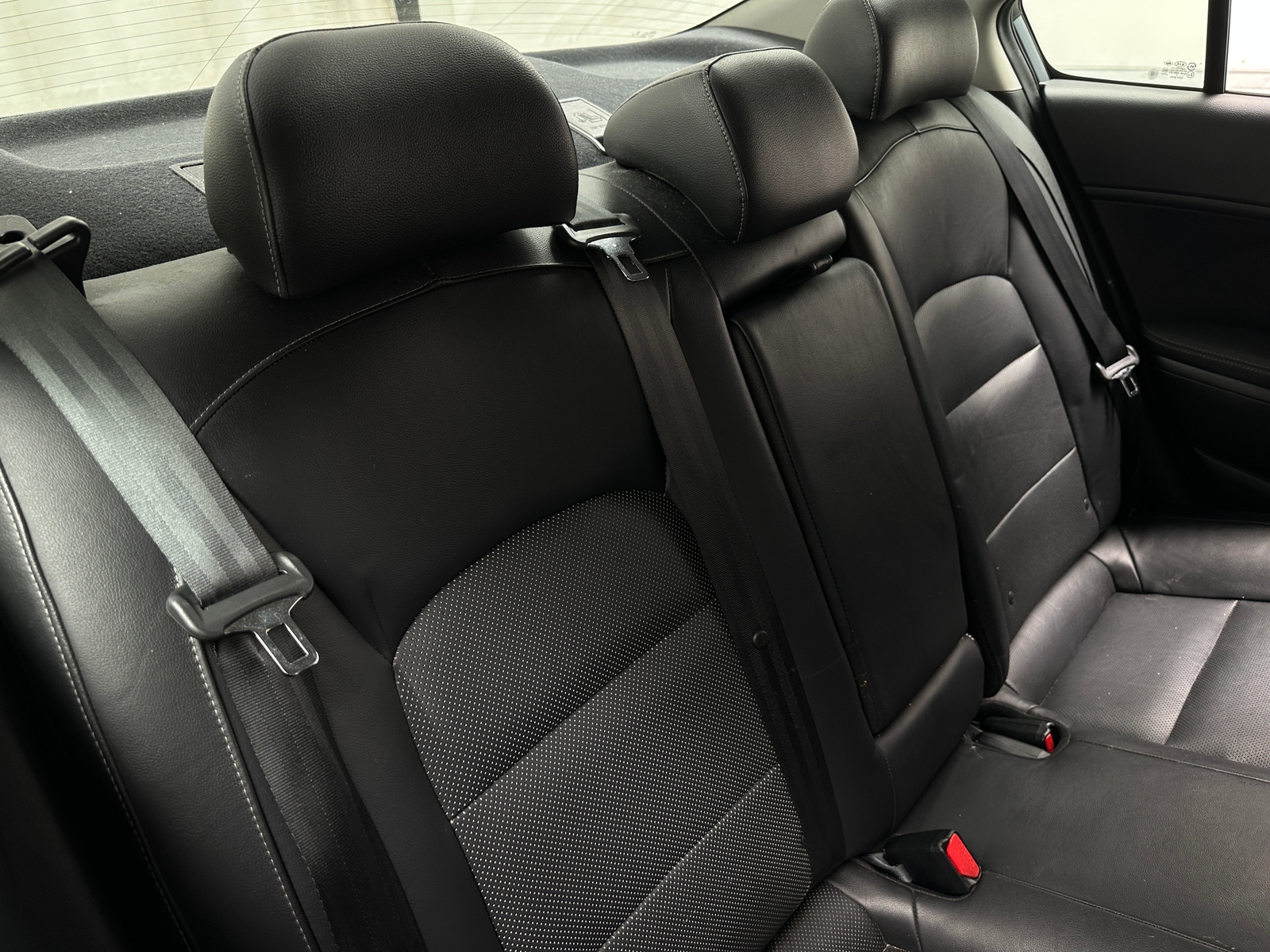 Thumbnail: 2017 Kia Forte - 5