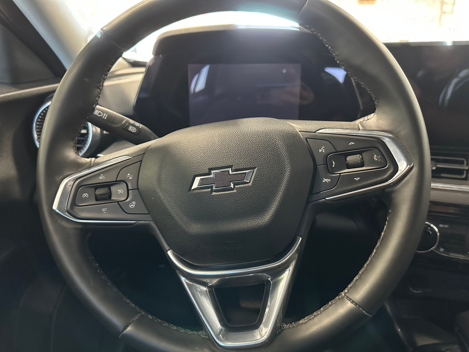 Thumbnail: 2025 Chevrolet Trax - 4