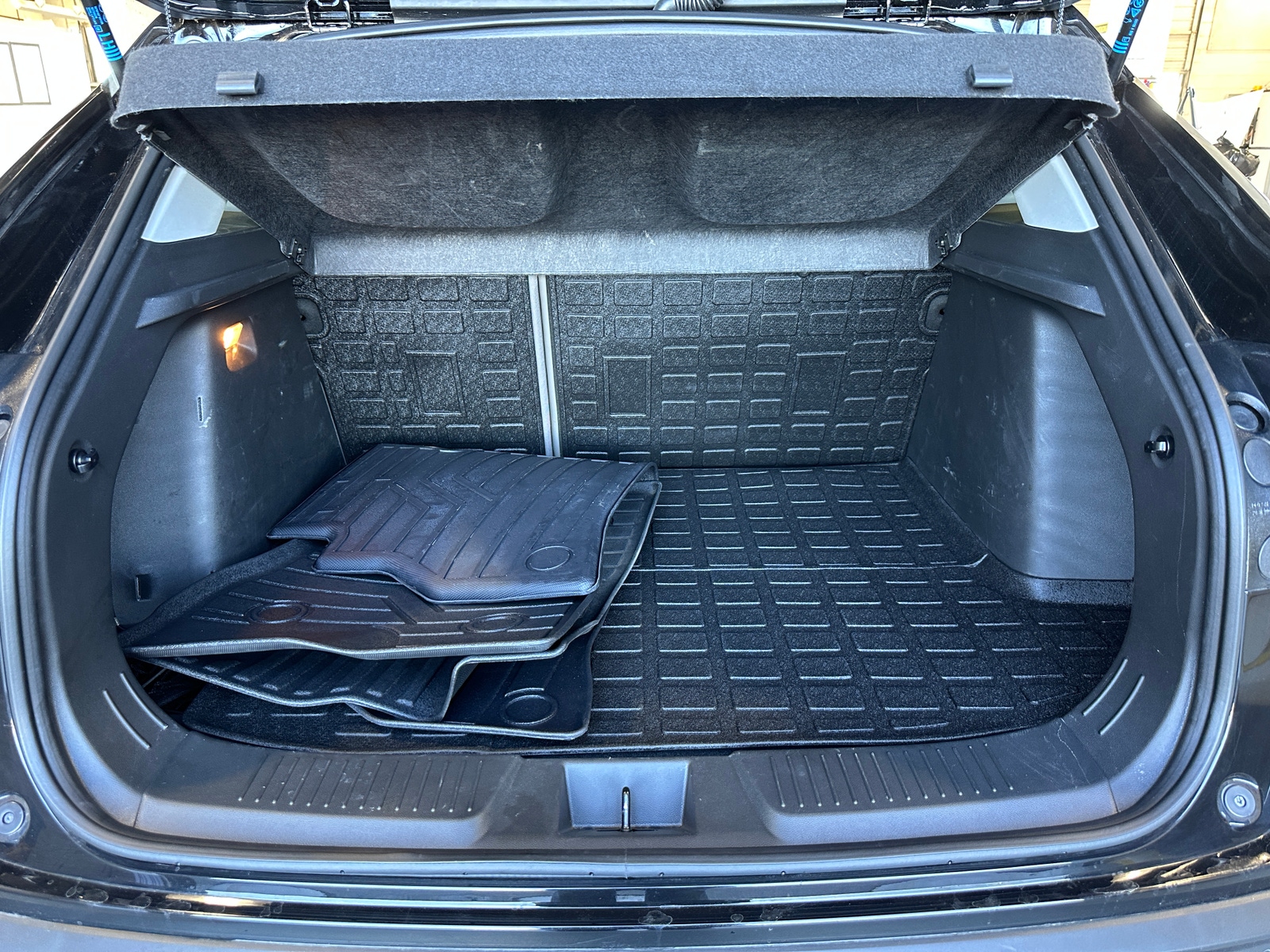 Thumbnail: 2025 Chevrolet Trax - 6