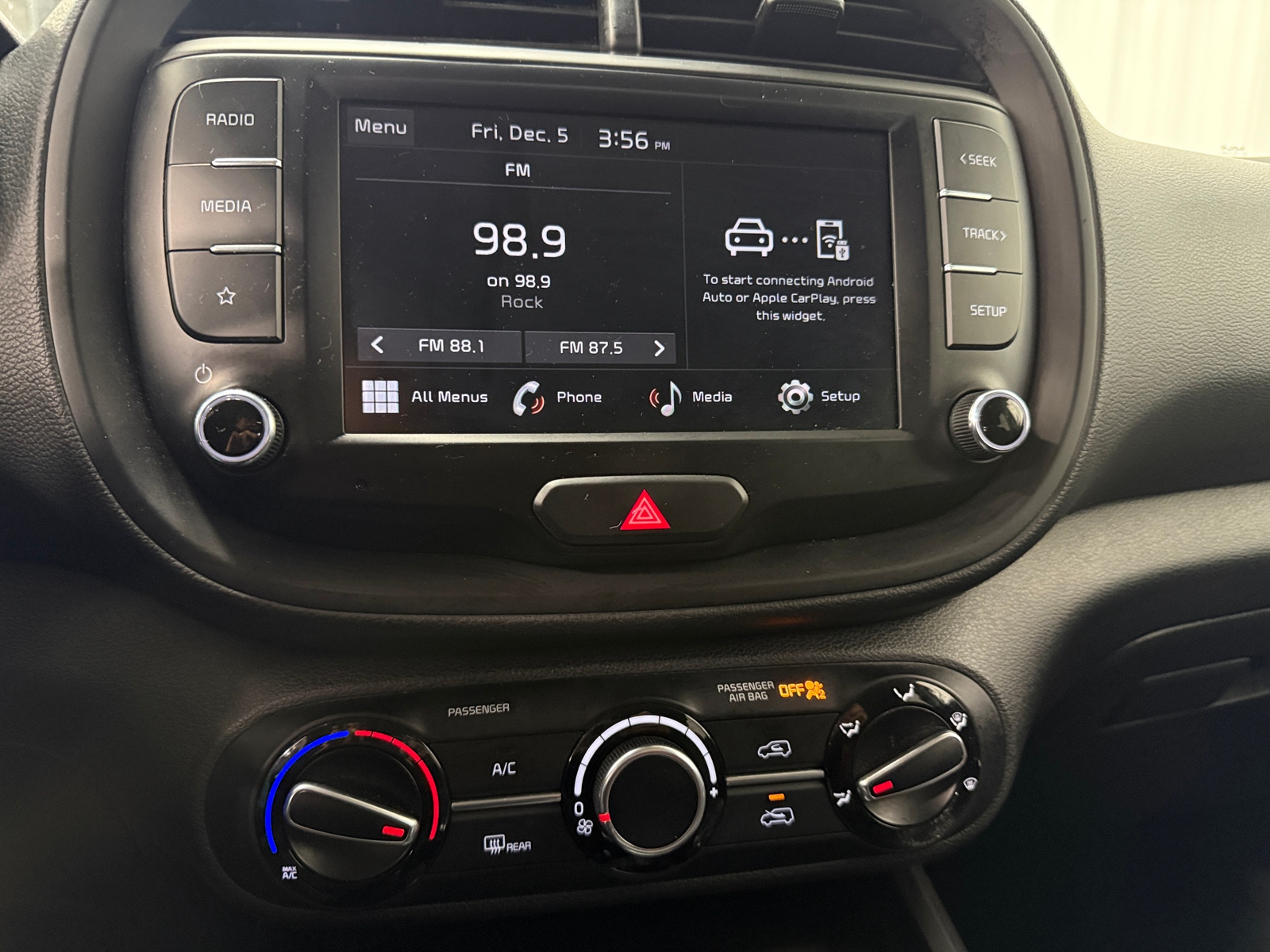 Thumbnail: 2023 Kia Soul - 4