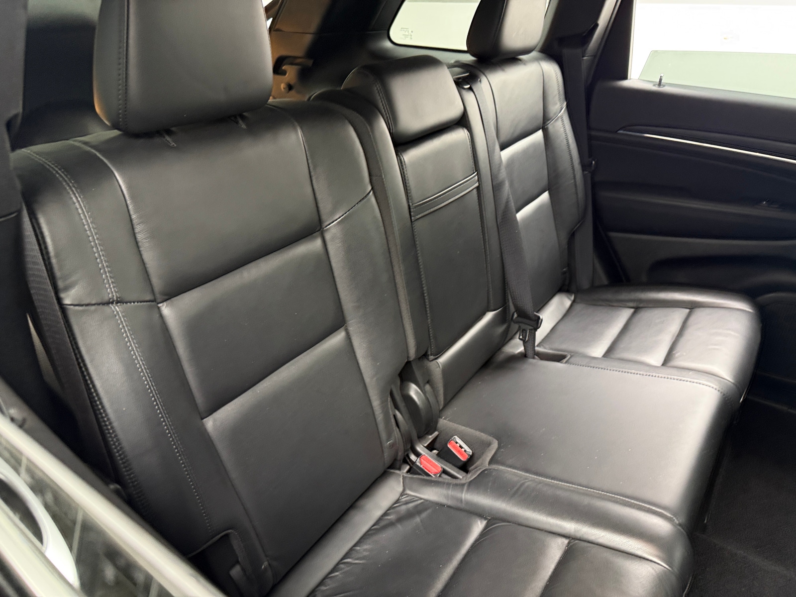 Thumbnail: 2020 Jeep Grand Cherokee - 5