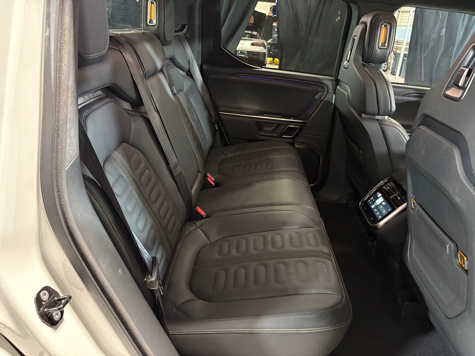 Thumbnail: 2023 Rivian R1T - 5