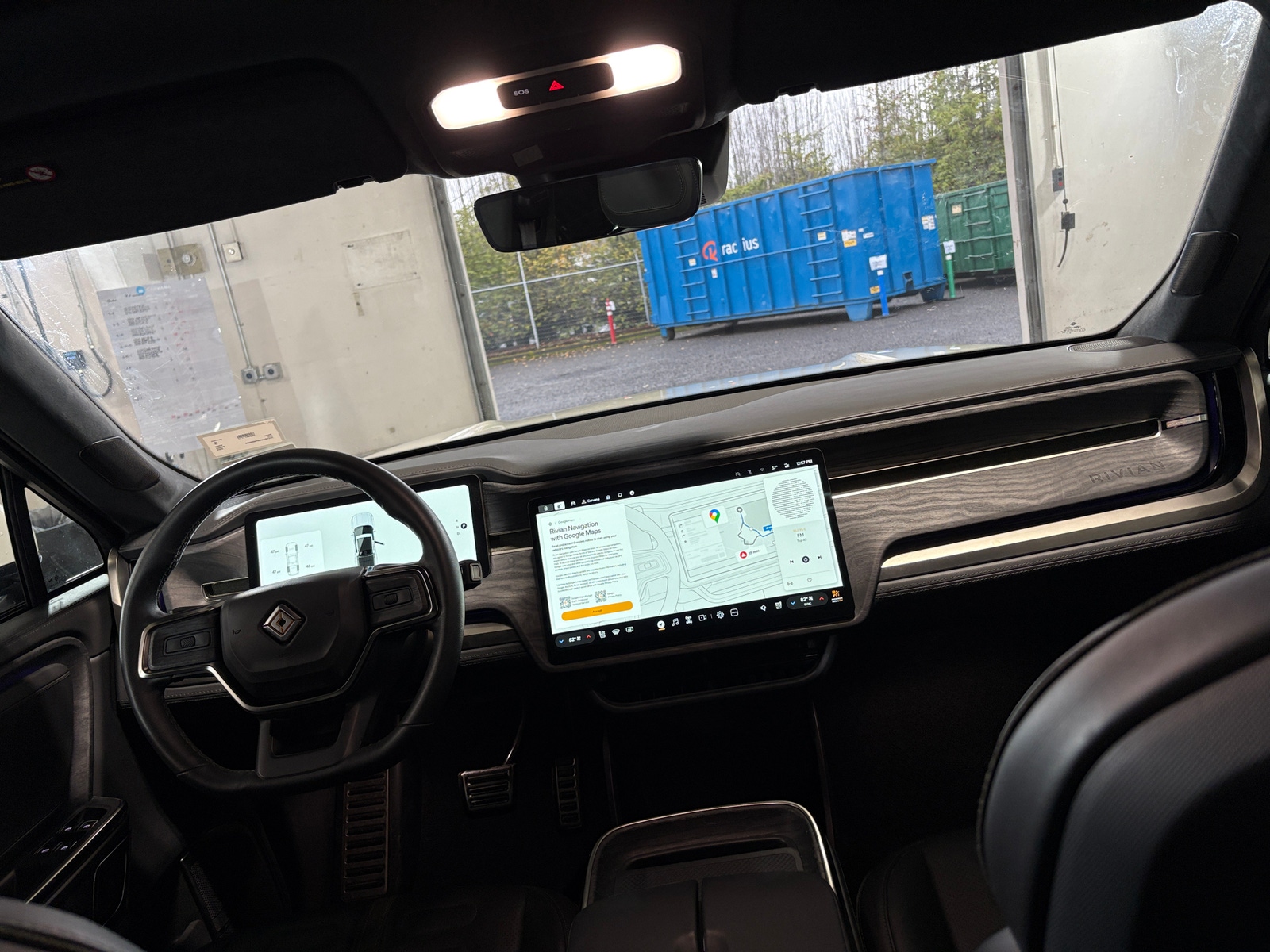 Thumbnail: 2023 Rivian R1T - 2