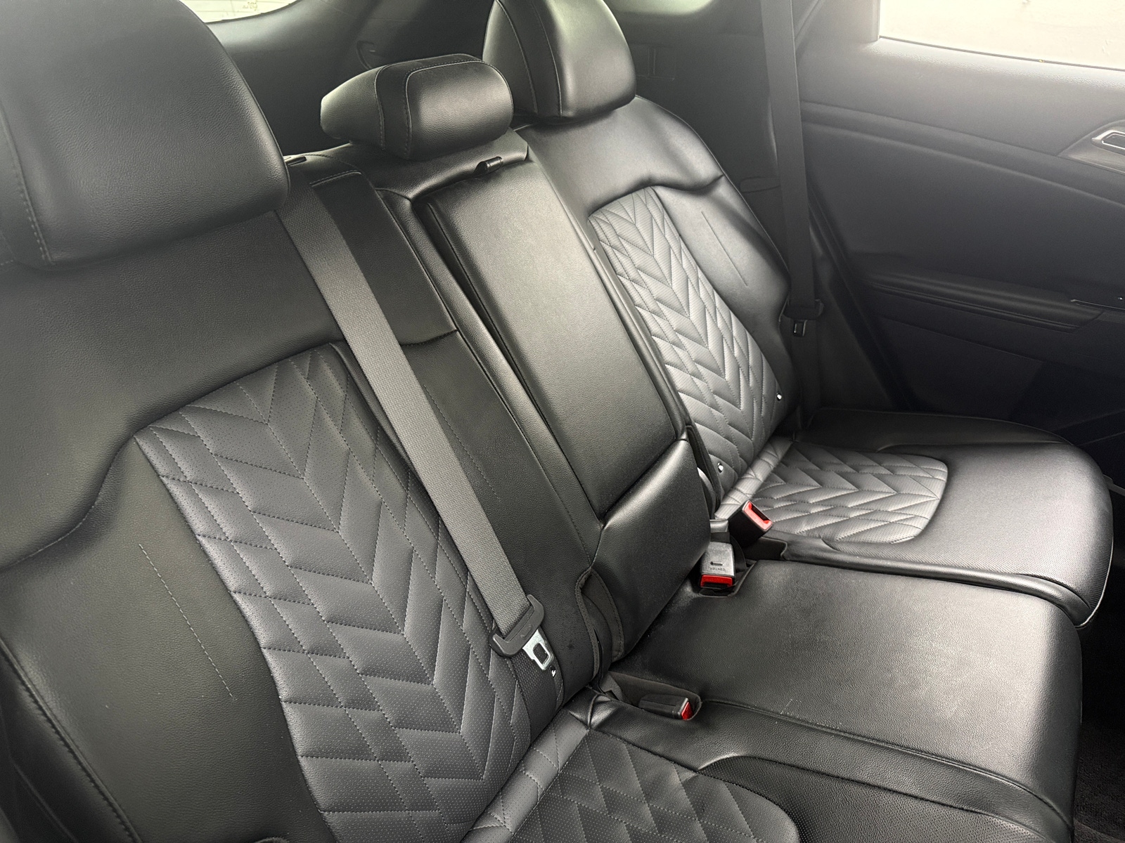 Thumbnail: 2023 Kia Sportage - 5