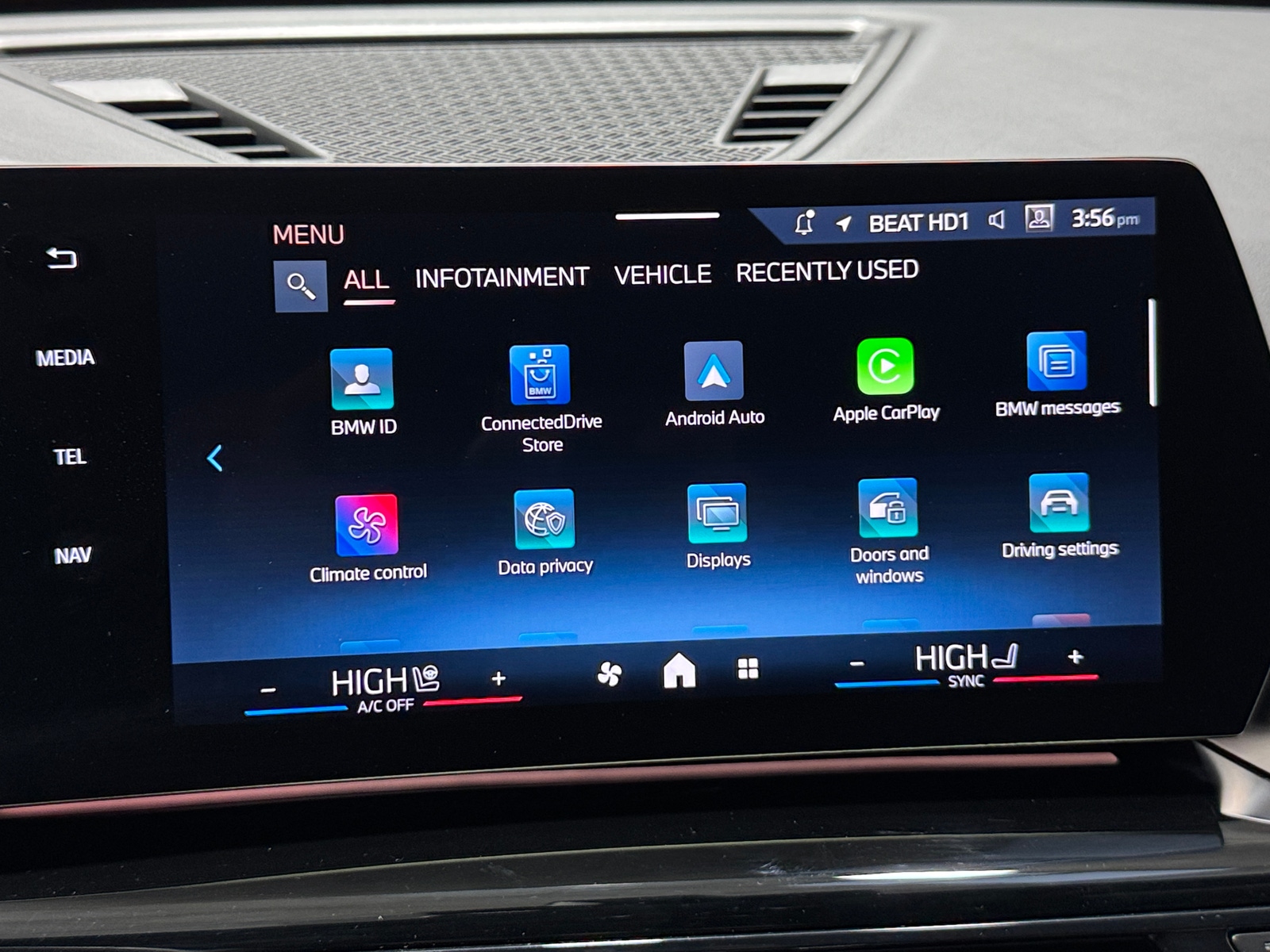 Thumbnail: 2025 BMW X1 - 3