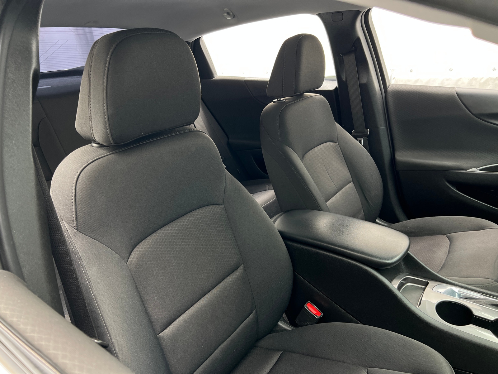 Thumbnail: 2020 Chevrolet Malibu - 2