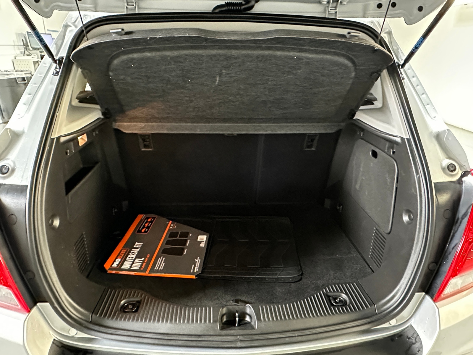 Thumbnail: 2021 Chevrolet Trax - 7